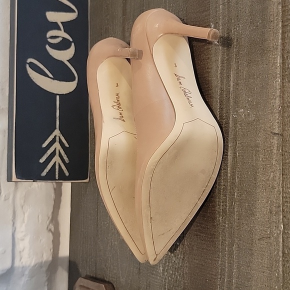 Womens Nude Pumps - Picture 4 of 7